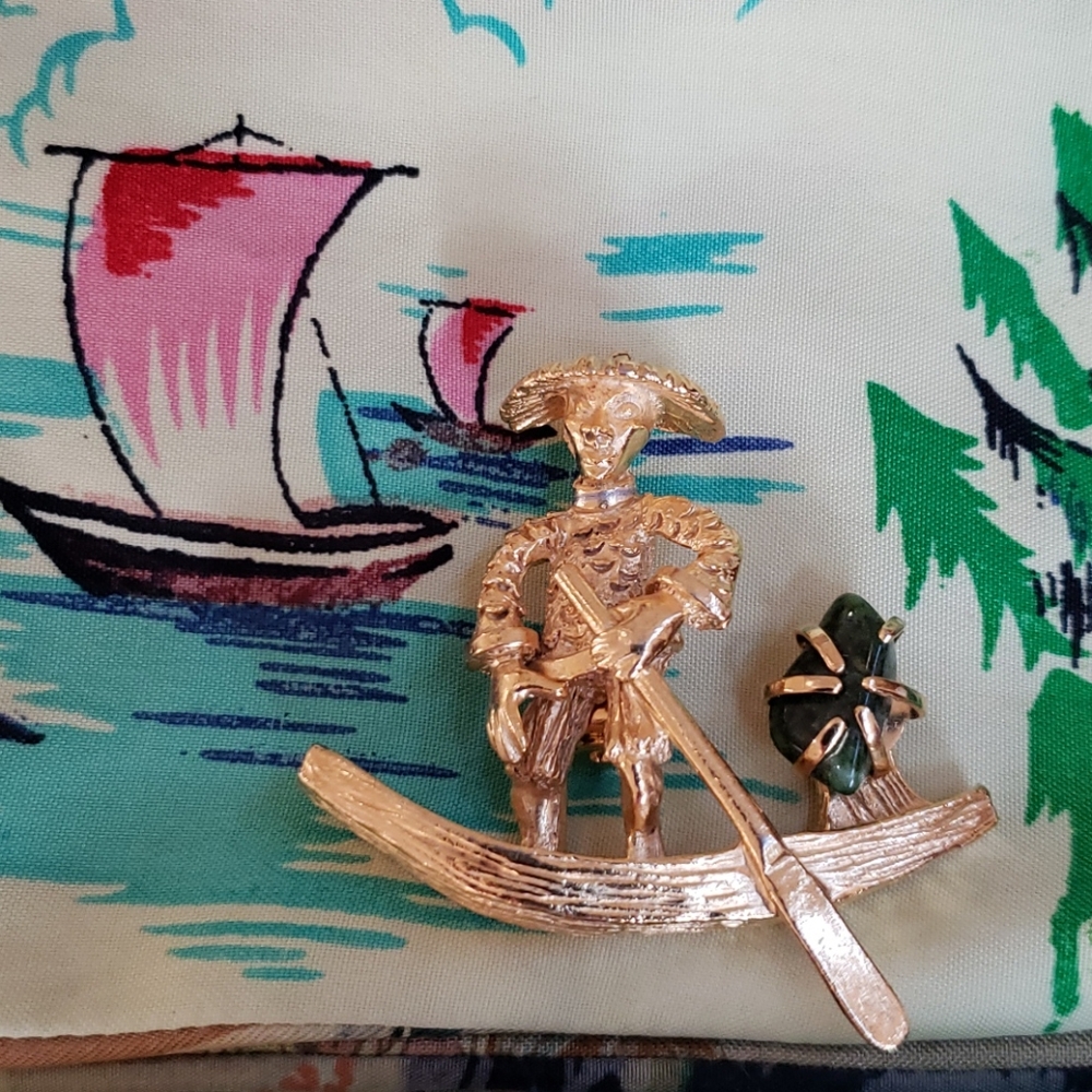 VTG BSK oriental boatsman brooch gold color/+Jade - Picture 8 of 9